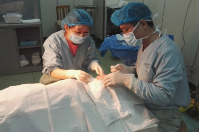 春节前烟台山医院整形外科美容整形人数骤增