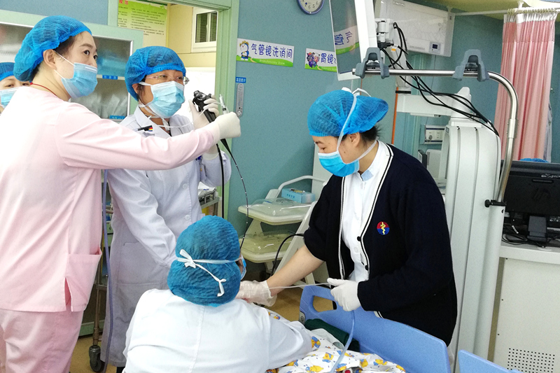 小儿误吸异物多发 专家提醒：突发剧烈咳嗽、呼吸不畅立即就医